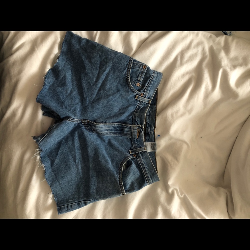 LEVI SHORTS